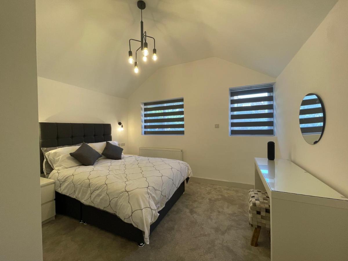 Star London Finchley Road 3-Bed Oasis With Garden Aparthotel ภายนอก รูปภาพ