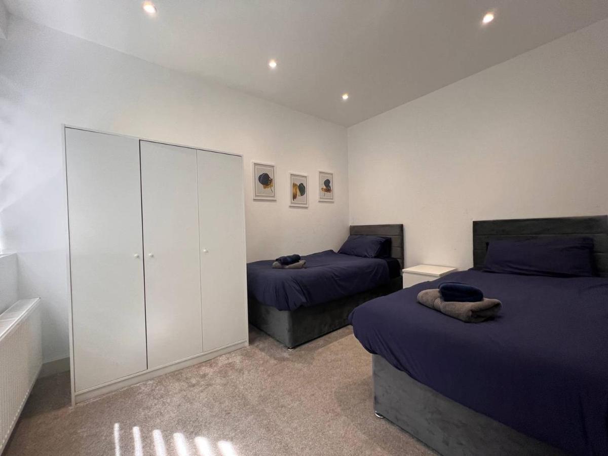 Star London Finchley Road 3-Bed Oasis With Garden Aparthotel ภายนอก รูปภาพ